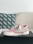 A*RI Sneakers