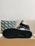L*V   SNEAKERS