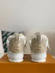 L*V  RUNNER TATIC  Sneakers