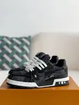 L*V SNEAKERS