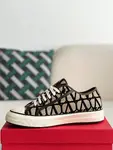 Valentino  Sneakers