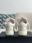 A*RI sneaker