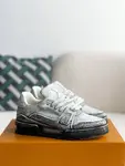 L*V TRAINER SNEAKERS