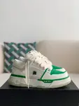 A*RI sneaker
