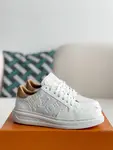 L*V SNEAKERS