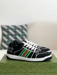 GU*Icasual sneakers