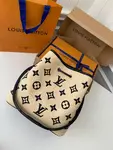 L*V's New Lafite Cotton Embroidery N é ONO é Bucket Bag M23080 Size: 26 * 26 * 17.5cm