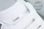 ALXNDER MC MCQUE*N