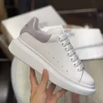 Alexander McQueen MQ Light gray veL*Vet tail Sneakers