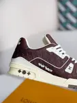L*V SNEAKERS