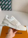 L*V TRAINER 1A8Z4S Sneakers