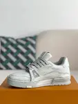 L*V SNEAKERS