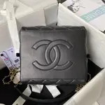 CH*EL23A Premium Handmade Sheepskin Portable Lunch Box Bag AS4201, Top Quality  Size: 17 * 21 * 5.