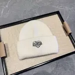 [#4093] Louis Vuitton autumn and wi nter new knitted hat
