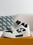 L*V SNEAKERS