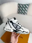 L*V Trainer  Adjustable Mode Paste Sports Casual Shoes