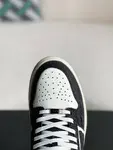 A*RI Sneakers