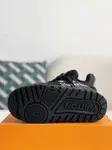 L*V TRAINER Sneakers