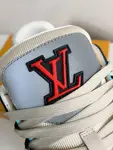 L*V TRAINER Sneakers