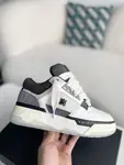 A*RI sneaker