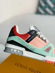 L*V TRAINER Sneakers