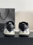 A*RI Sneakers