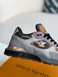 L*V Low-top running shoes