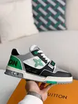 L*V TRAINER Sneakers