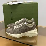 GU*IRetro Clunky Sneaker