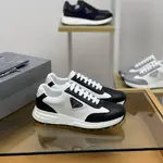 P*DA Sneakers