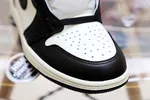 AIR JORDAN 1 RETRO HIGH OG 'DARK MOCHA'