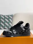 L*V SNEAKERS