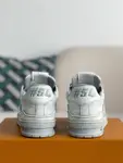 L*V SNEAKERS