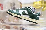 NIKE WMNS DUNK LOW 'VINTAGE GREEN'