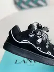 LA*N Sneaker