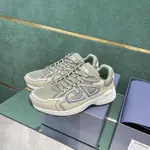 D*OR NEW ARRIVAL B30 Clunky Sneaker