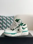 A*RI sneaker