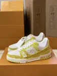 L*V TRAINER 1A8FN8 Sneakers
