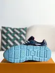 L*V Low-top running shoes