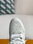 L*V TRAINER SNEAKERS