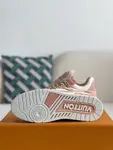 L*V SNEAKERS