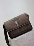 Niki messenger in canvas