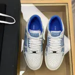 A*RI Bone Sneakers