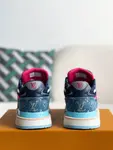 L*V Low-top running shoes
