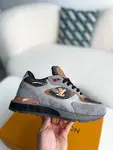 L*V Low-top running shoes