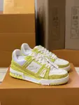 L*V TRAINER 1A8FN8 Sneakers