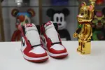 AIR JORDAN 1 RETRO HIGH OG 'CHICAGO' 2015
