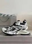 BLCG X-Pander Men's Floating Sneakers