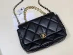 Chanle 19 Large Handbag