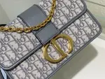 30 Montaigne Chain Bag